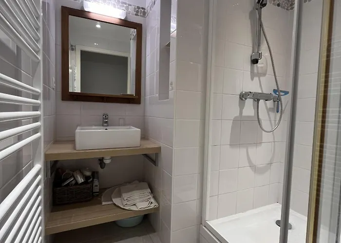 L'aigue Marine * סן ז'אן דה מון